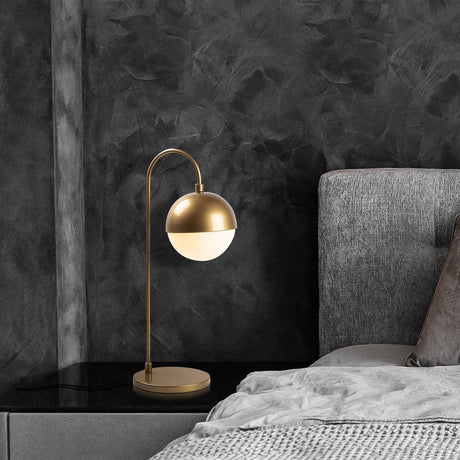 Hilda Gold Bordslampa