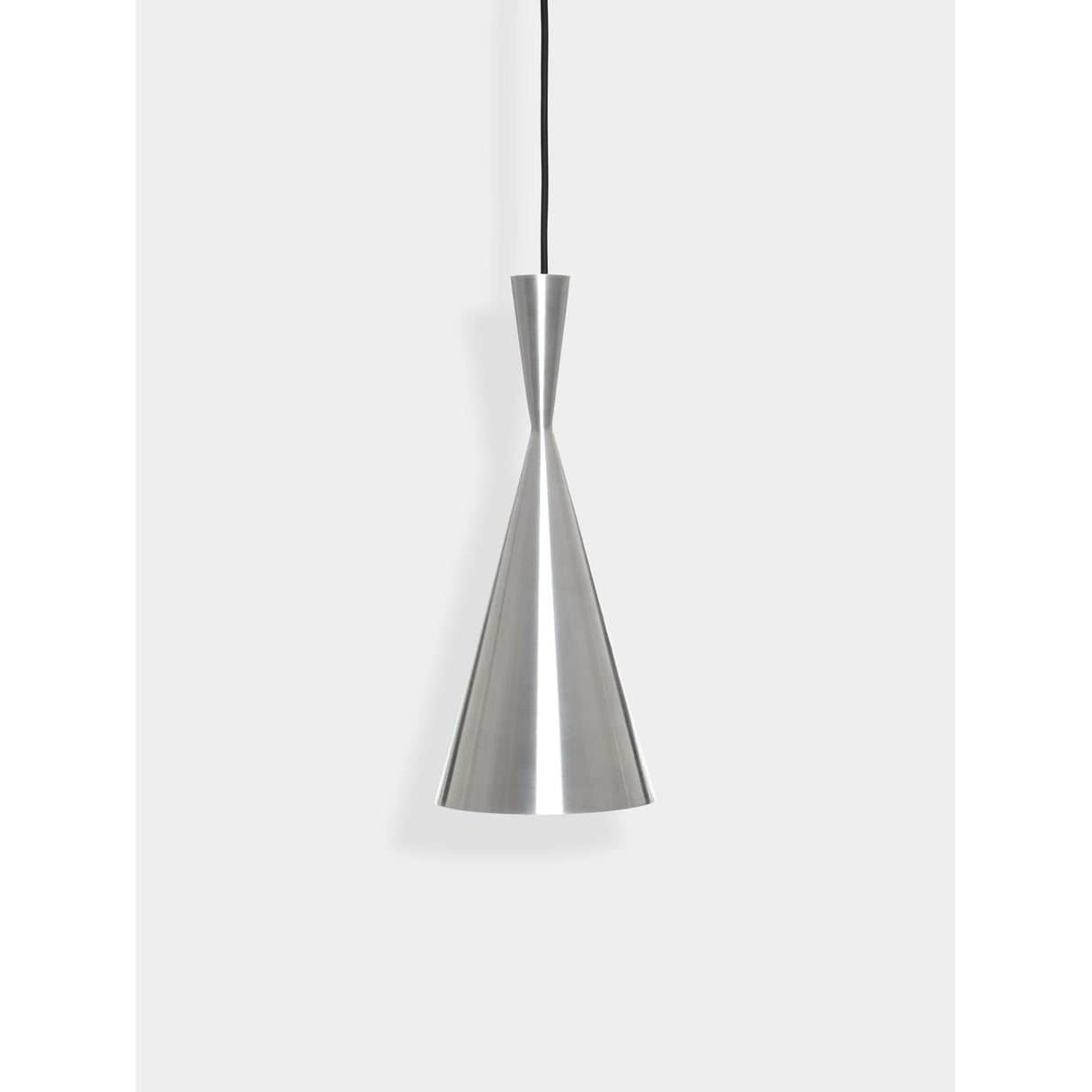 Beat Shade Tall Pendellampa