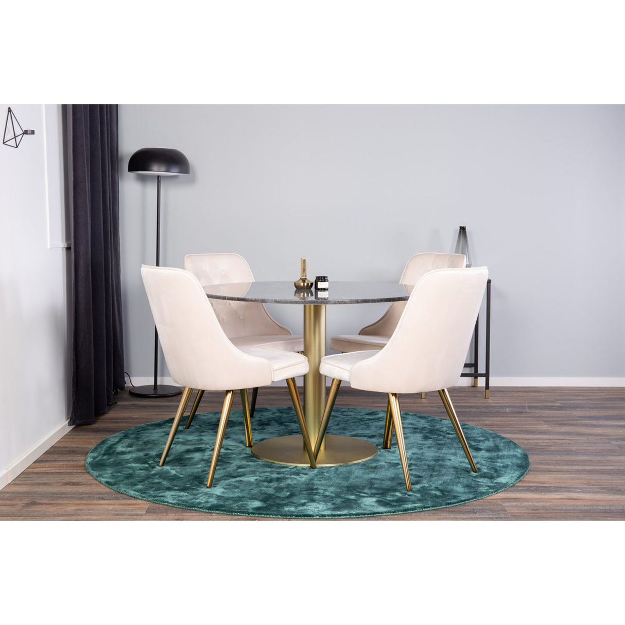 Estelle, Velvet Deluxe Rund matgrupp