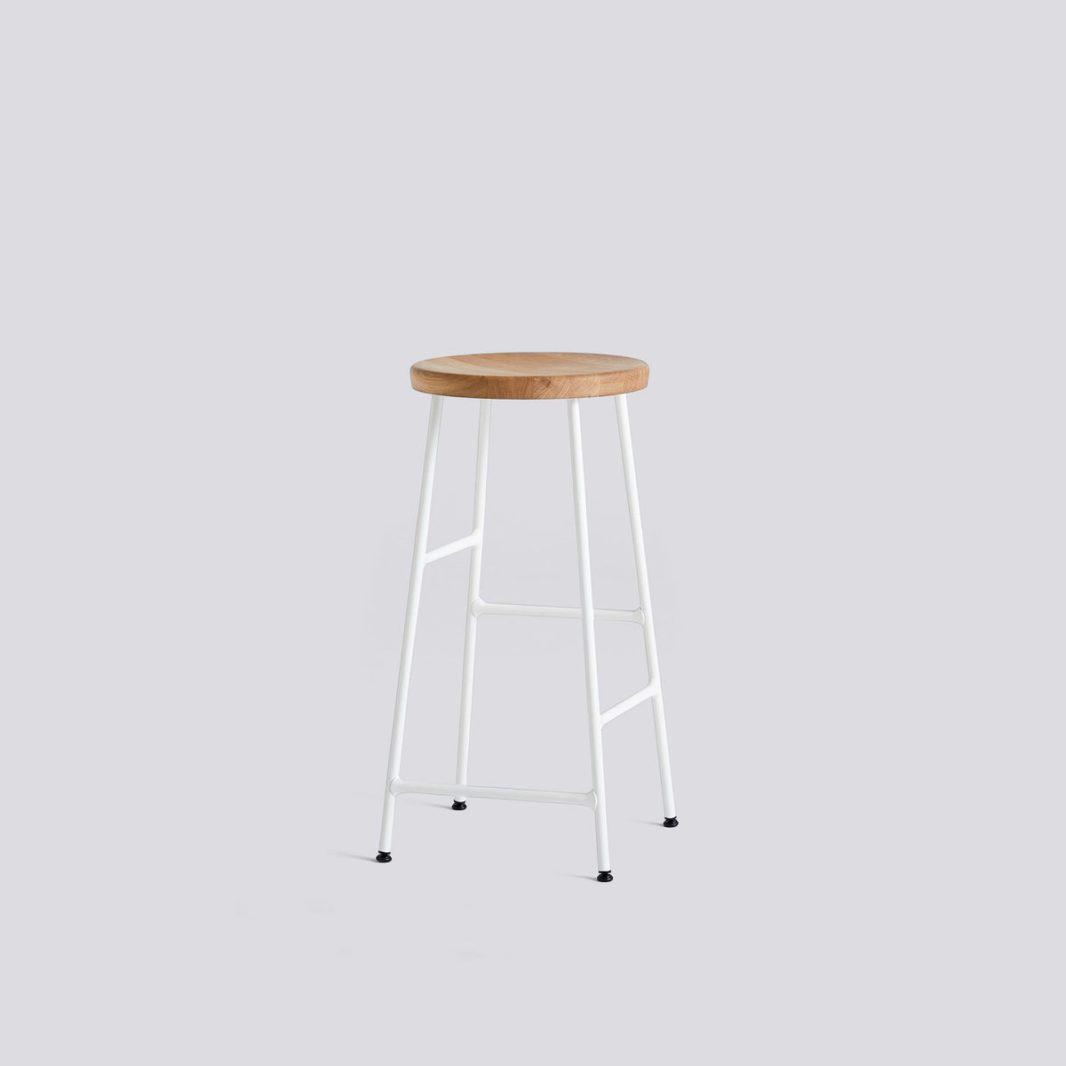 Cornet 65 cm Barpall oljad massiv ek, Cream white – pulverlackerat stål