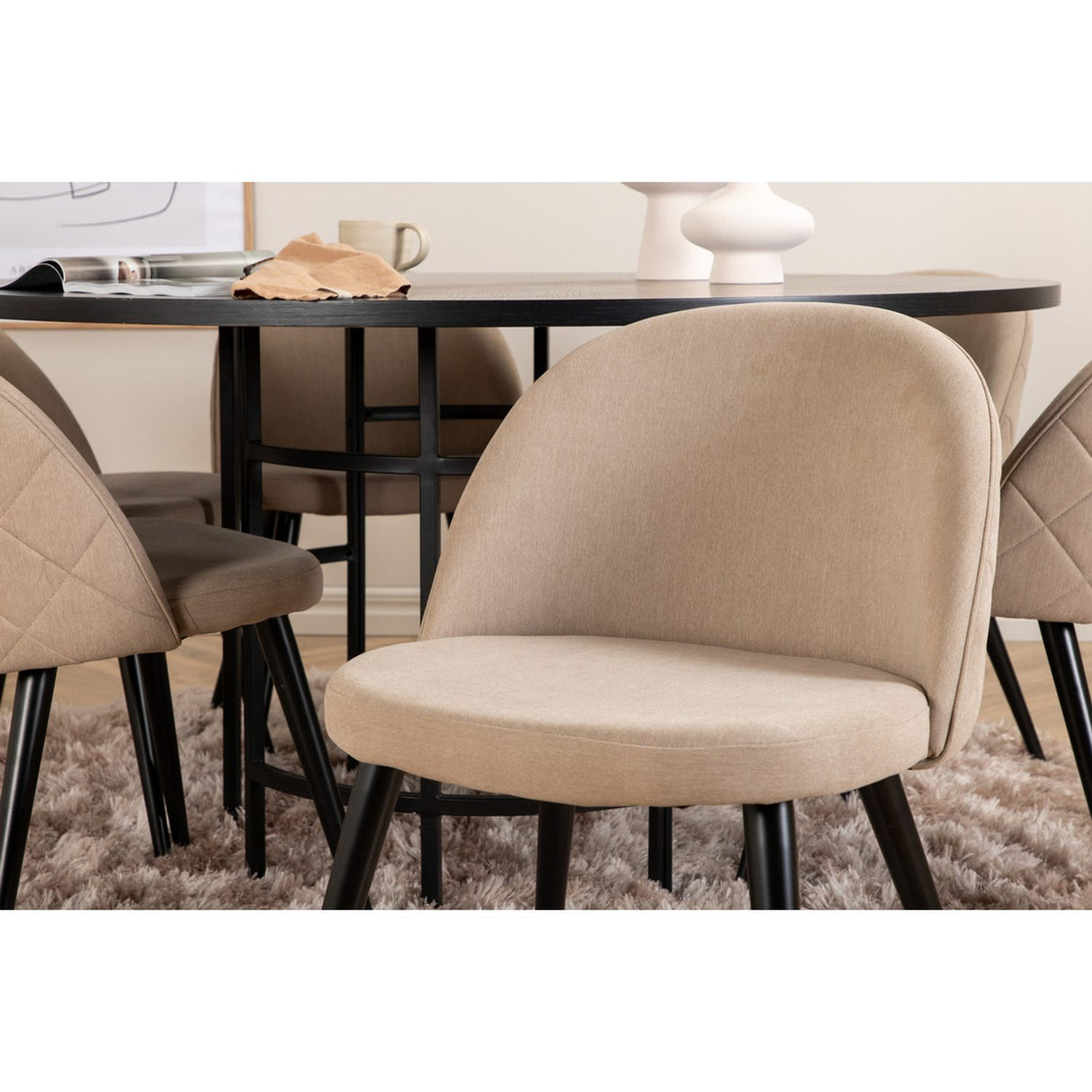 Copenhagen, Velvet Rund matgrupp Beige,Svart, Svart, ⌀140