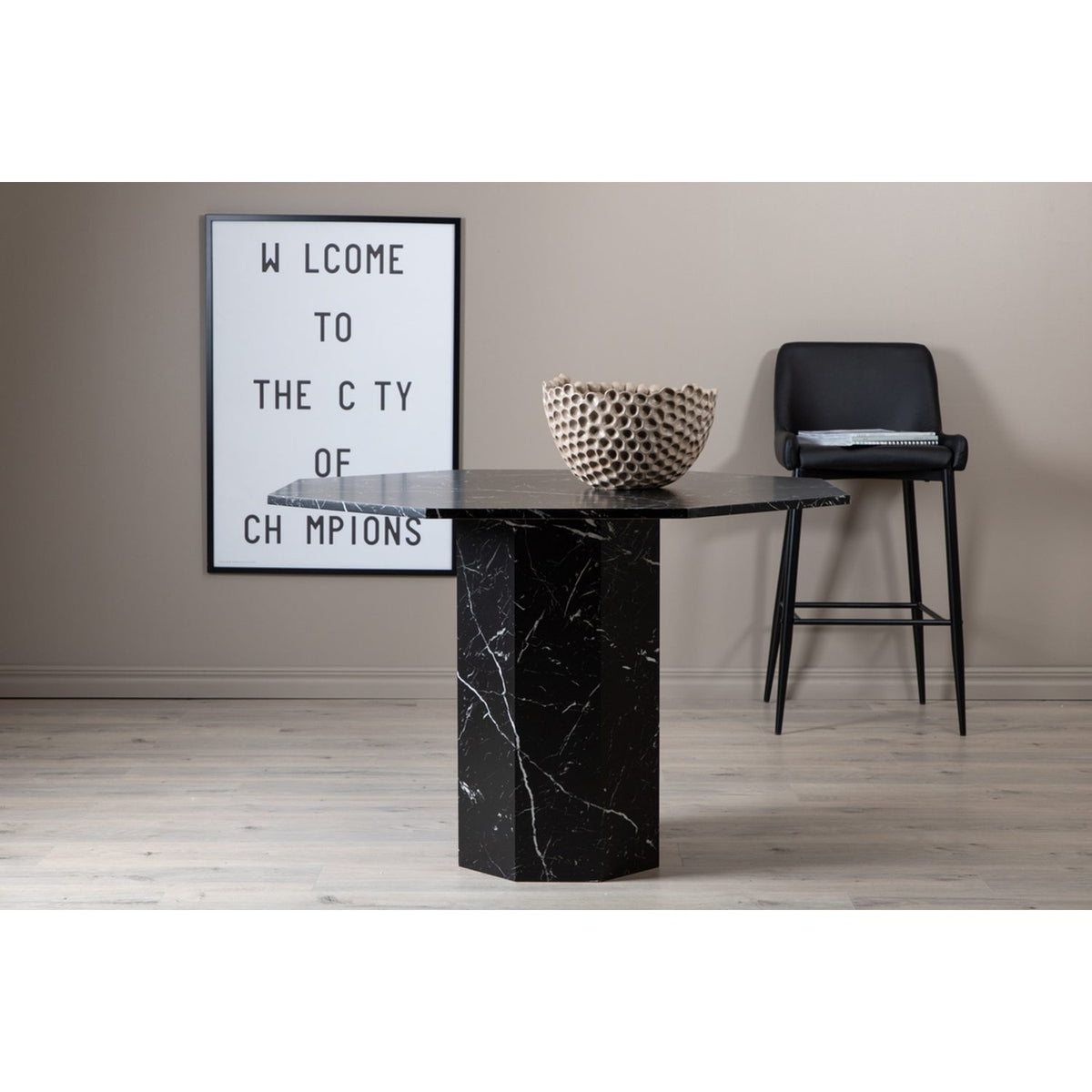 Marbs Runt matbord Svart, MDF, ⌀110