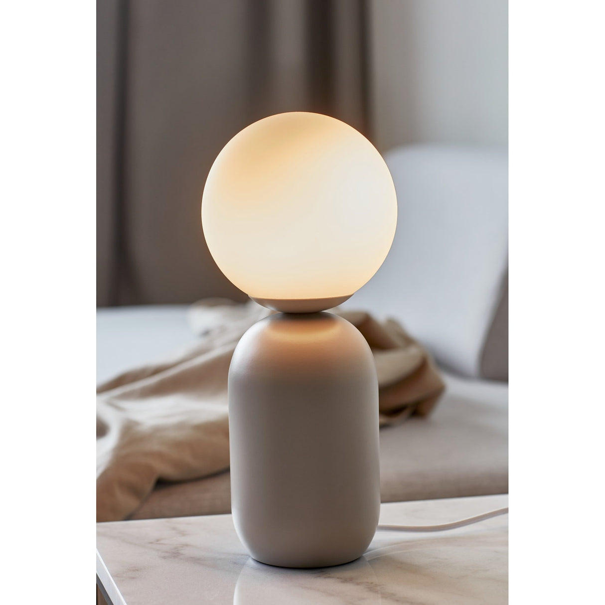 Notti Bordslampa Grå
