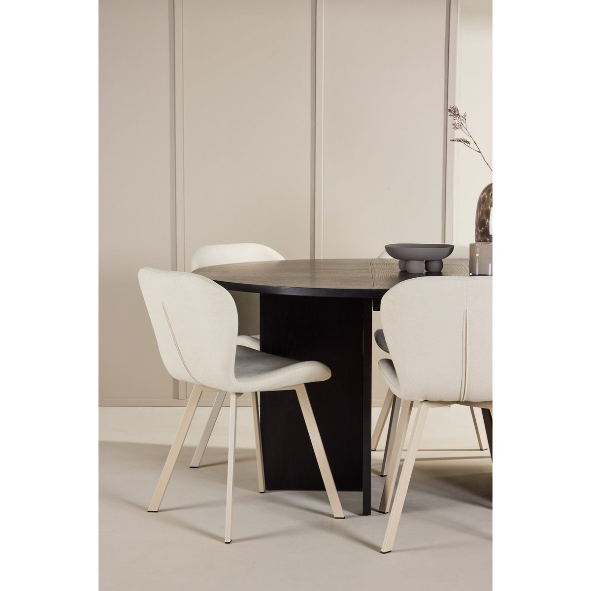 Strada, Lilja Oval matgrupp Beige, Svart, ⌀120