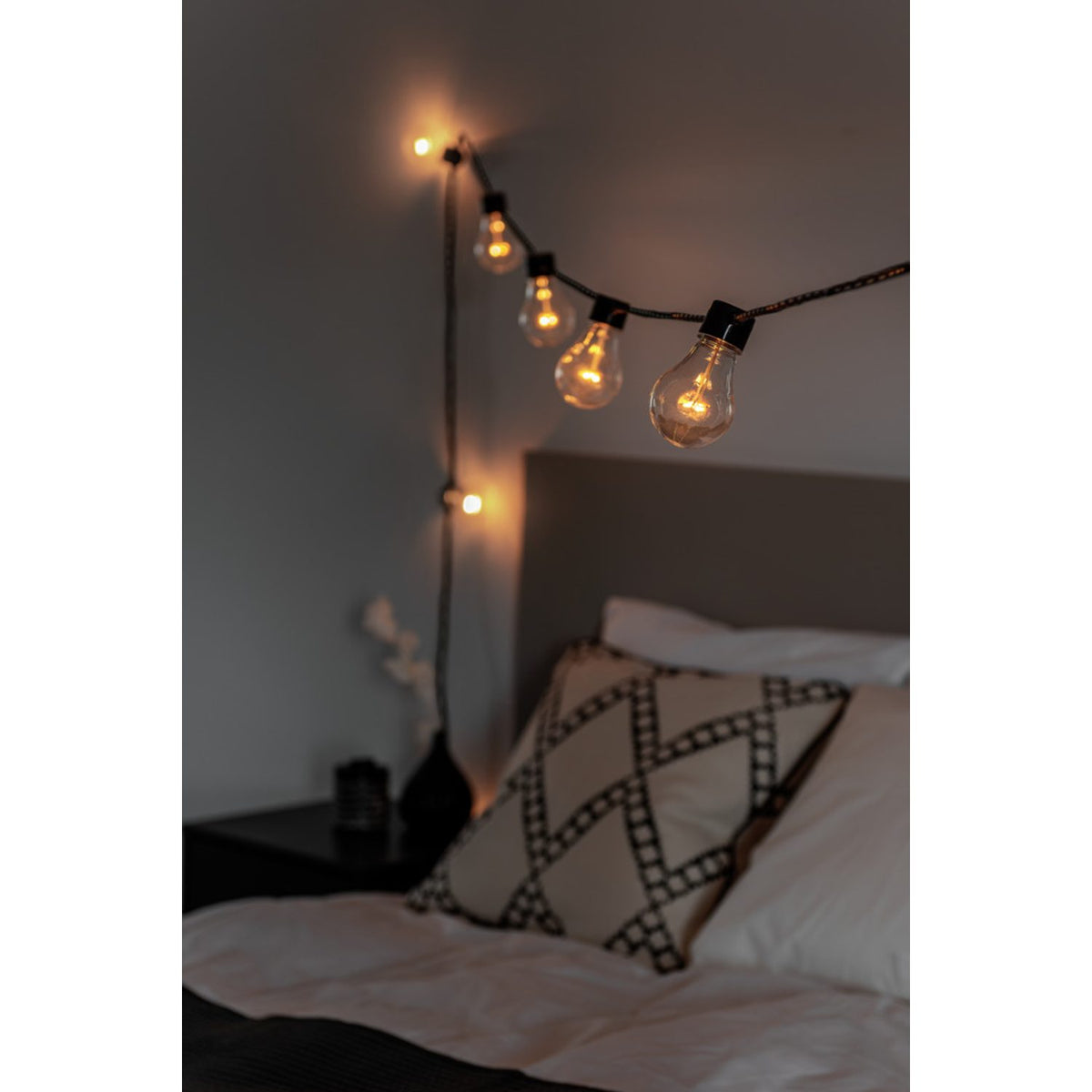 E27 10 Amber LED Textilkabel Ljusslinga Inomhus Svart/vit