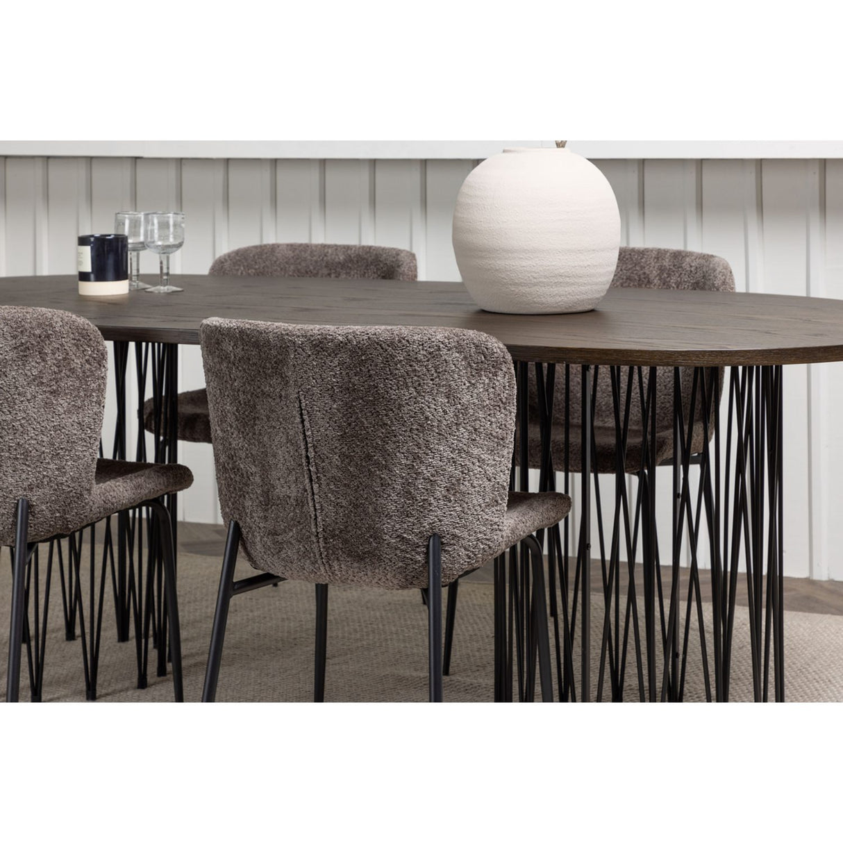 Stone, Modesto Oval matgrupp Svart,Brun, Svart, mocka, 220 x 100