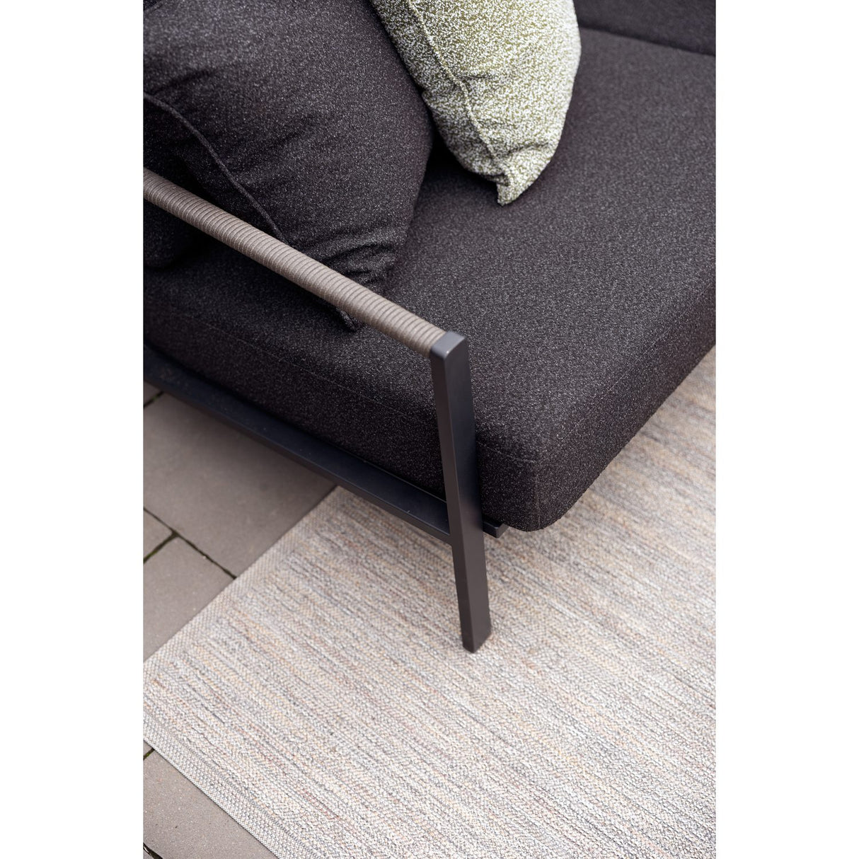 Lyra 2,5-sits Soffa 193x99 cm Svart/Teddy Black