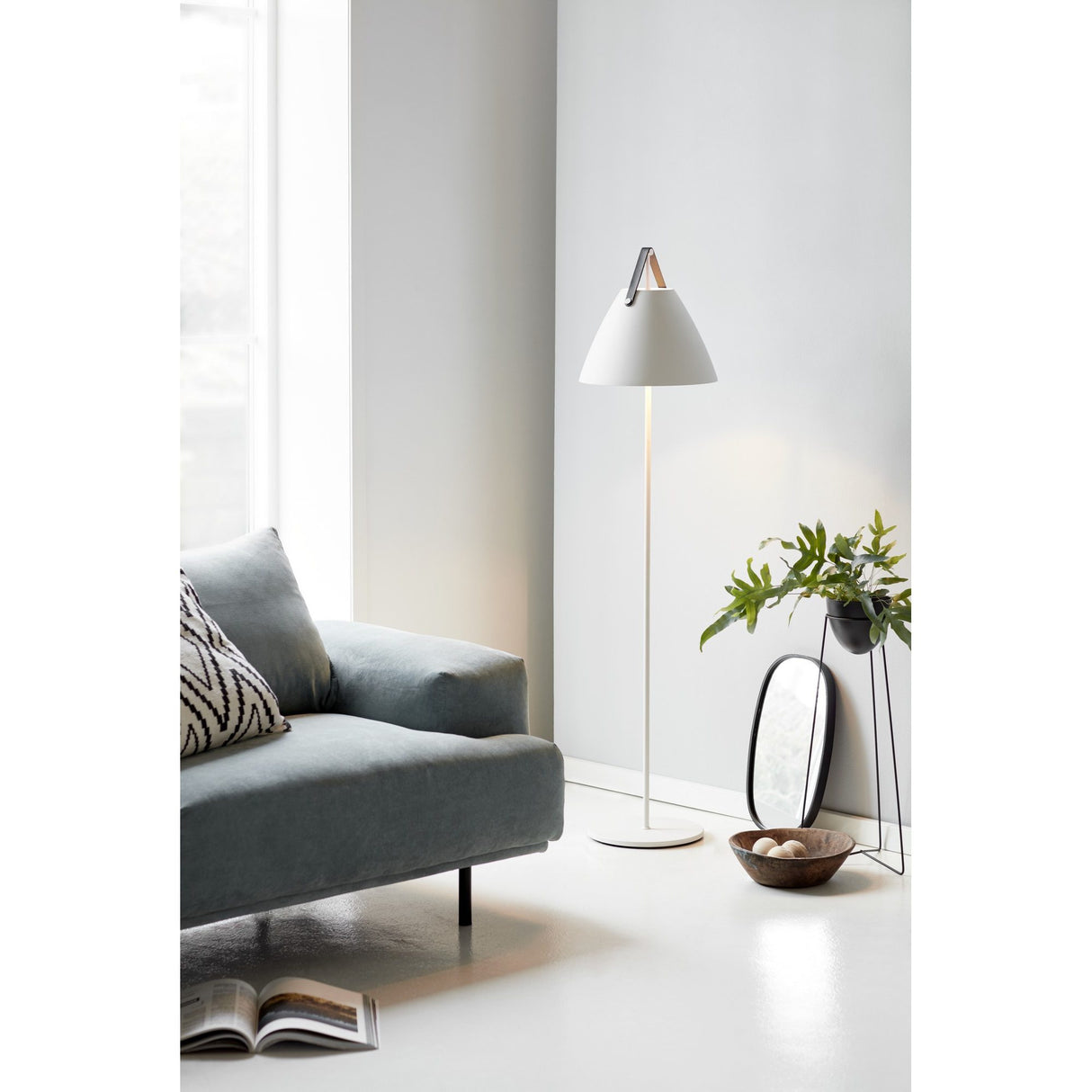 Strap Golvlampa Vit