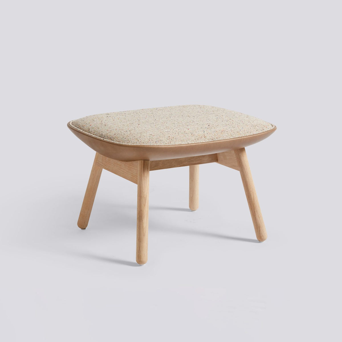 Uchiwa Fotpall Bolgheri LGG60, Sense Nougat, ek med vattenbaserad lack