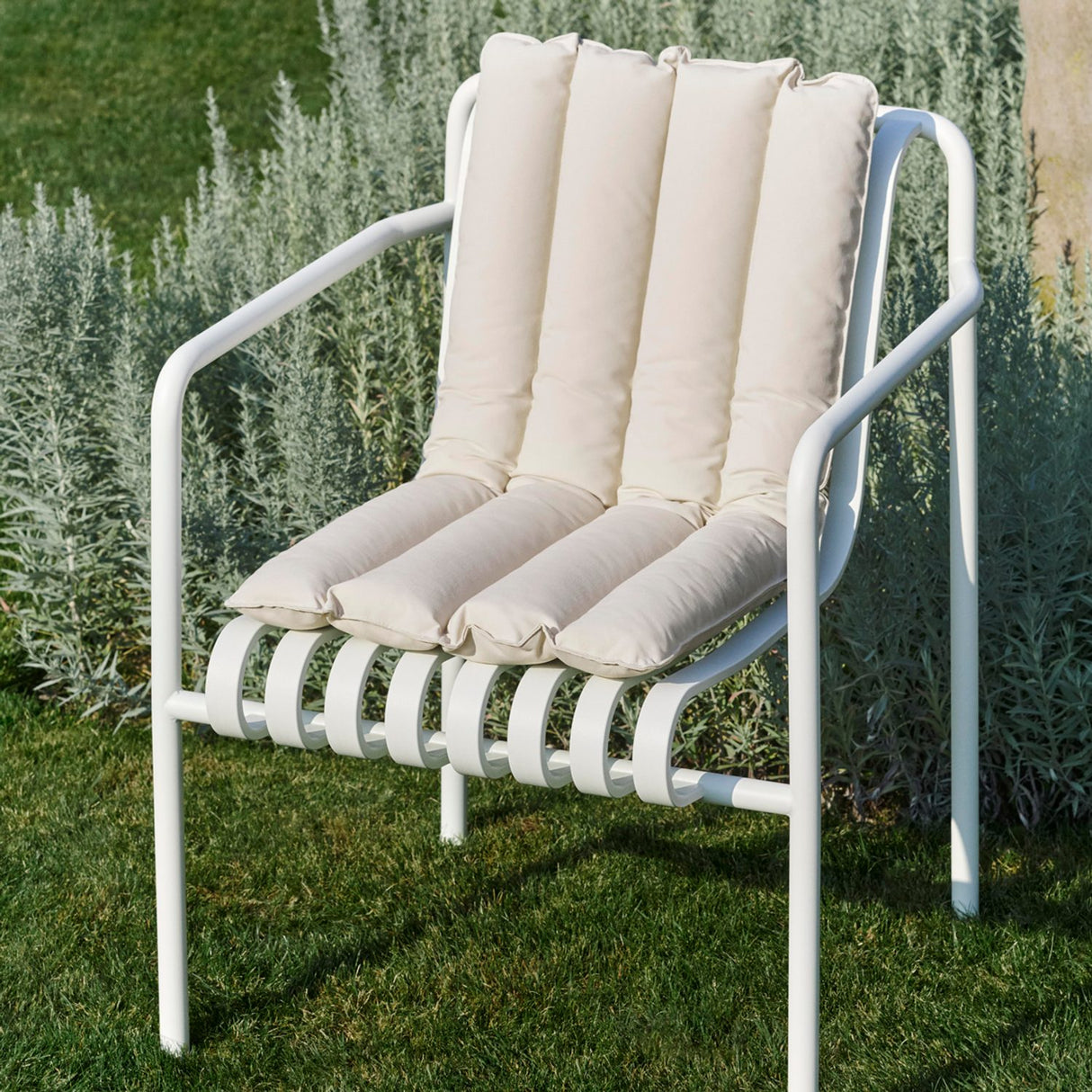 Mjuk Quiltad Dyna Till Palissade För Hög Loungestol, Krämvit