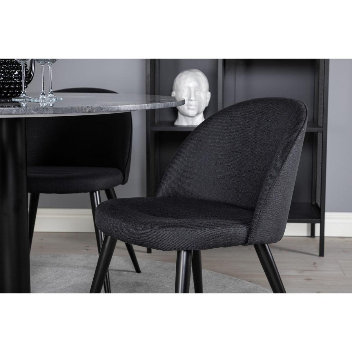 Estelle, Velvet Rund matgrupp