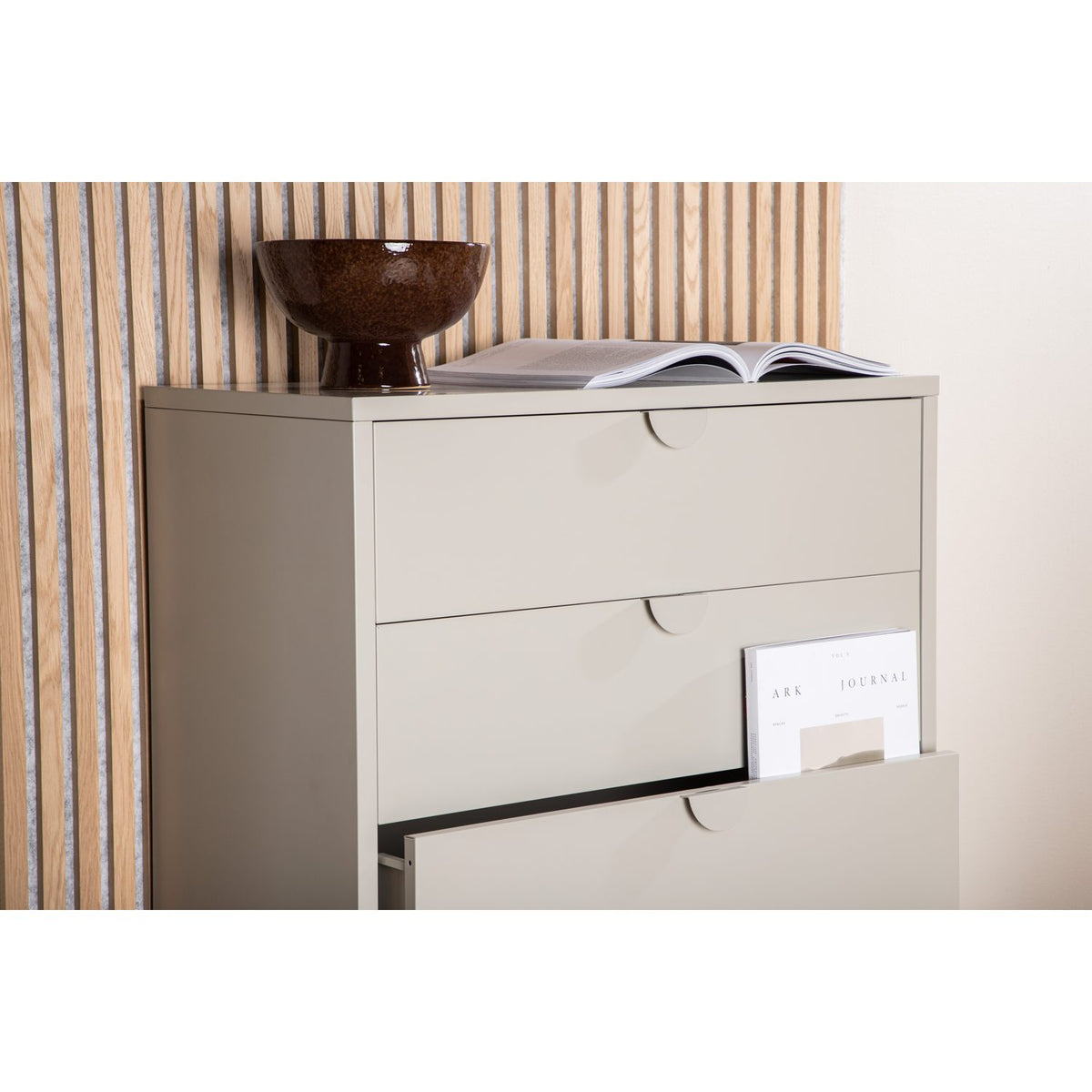 Piring Byrå Beige