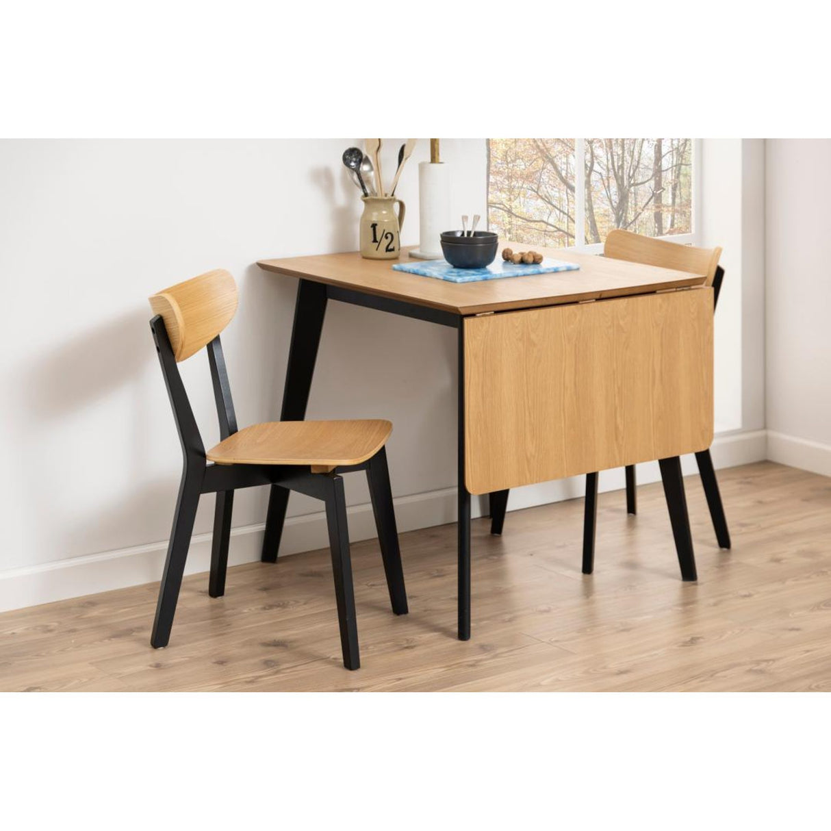 Roxby Matstol Ek/Svart