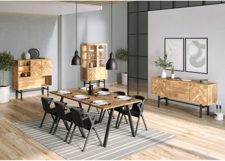 Vitrinskåp Nr.230 Fiskbensdörrar 100x180 cm Oljad Ek