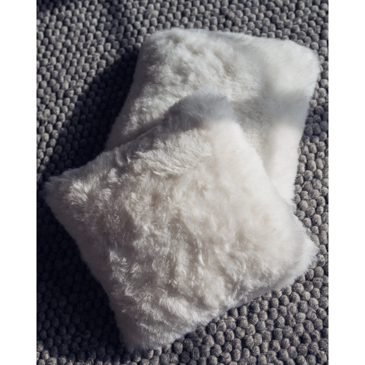 Iceland 40 cm Lammskinnskudde Wild White