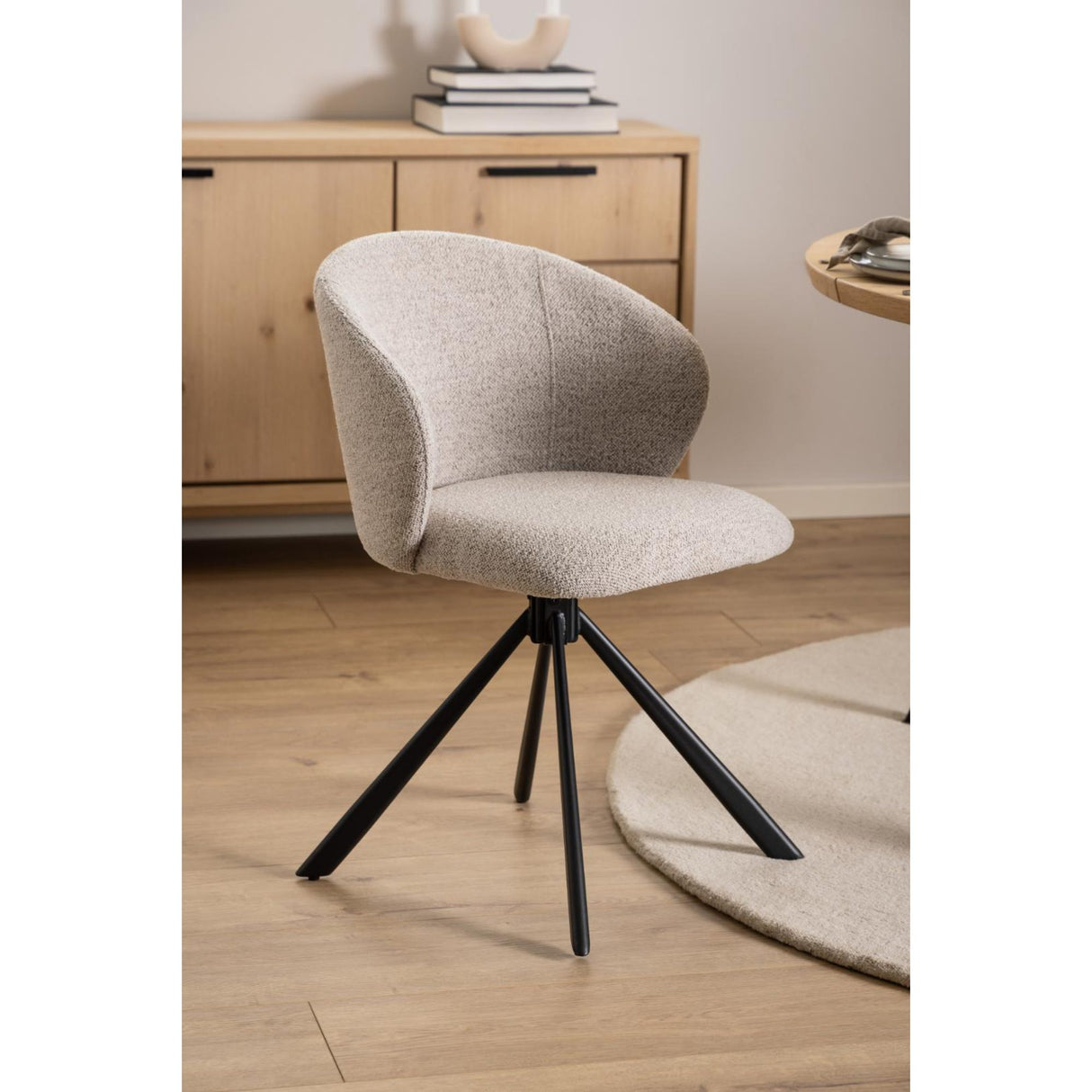 Pippa Matstol Monza tyg Beige