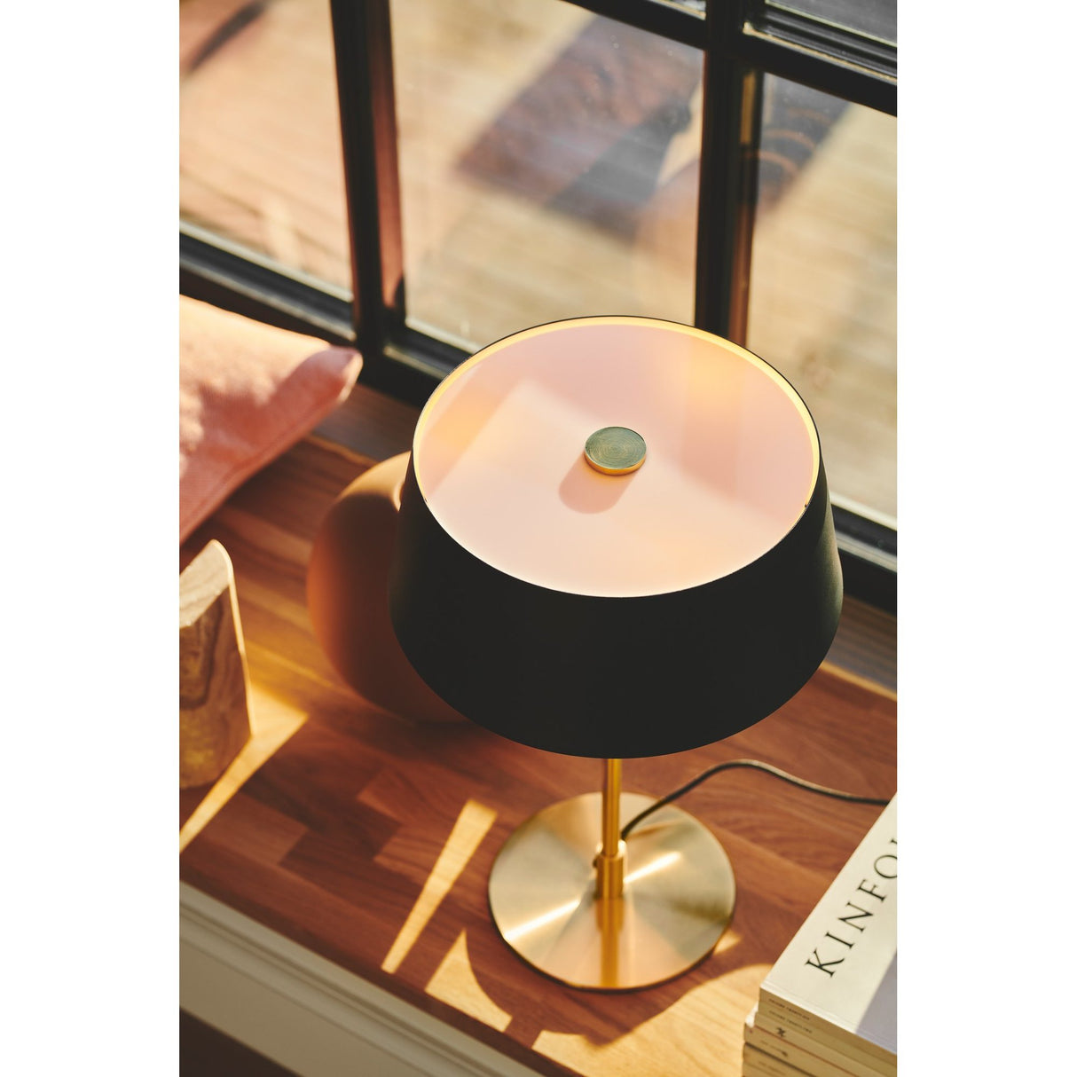 Clasi Svart Bordslampa