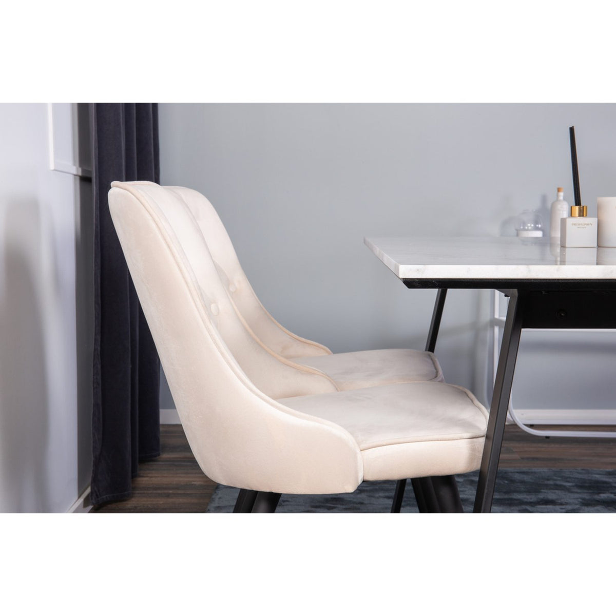 Estelle, Velvet Deluxe Rektangulär matgrupp Beige,svart, Svart,Vitt, 140 x 90