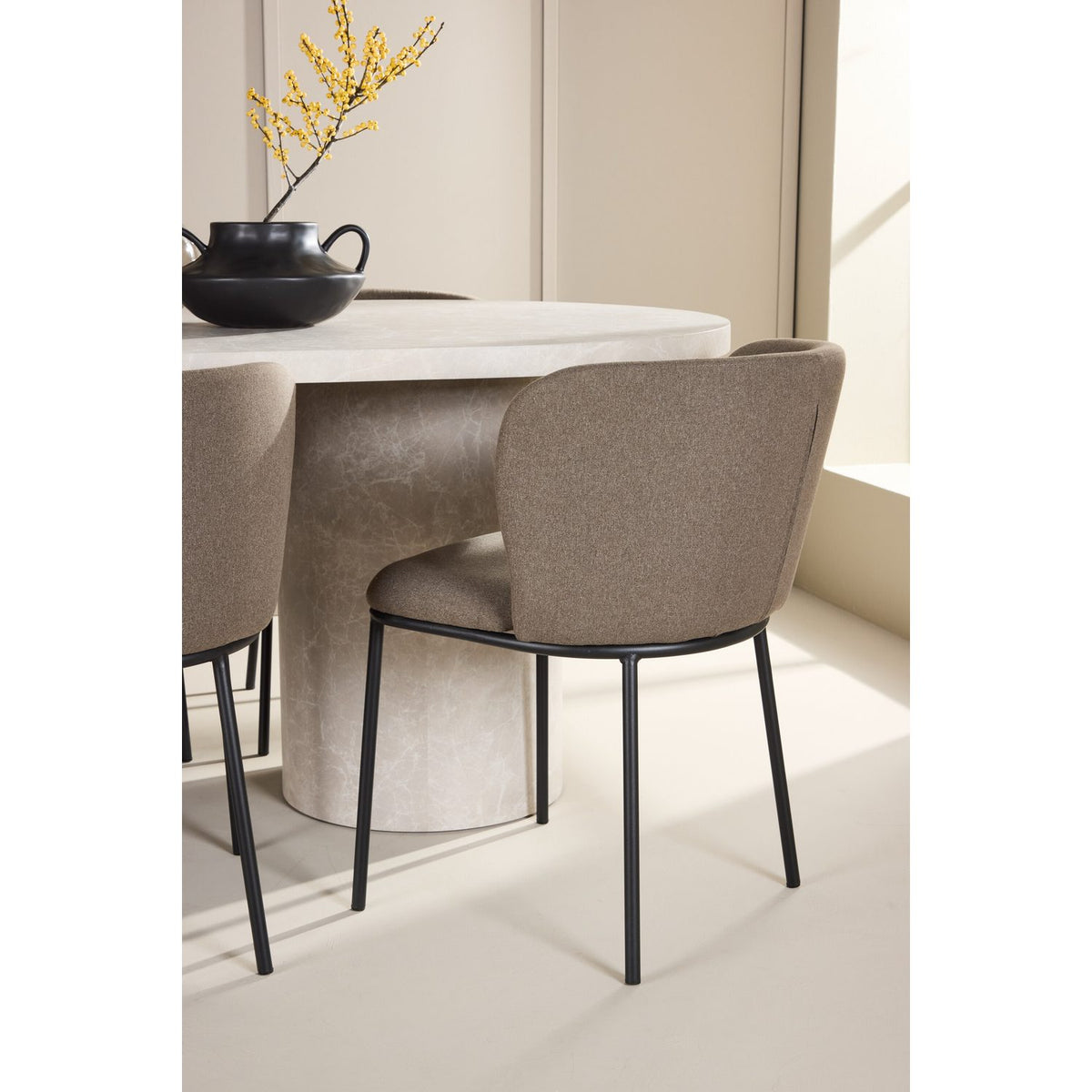 Narvik, Edina Oval matgrupp Svart,Brun, Beige, 200 x 100
