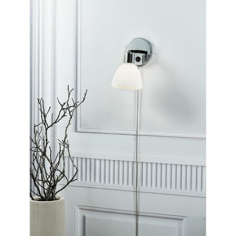 Ray Vägglampa Krom