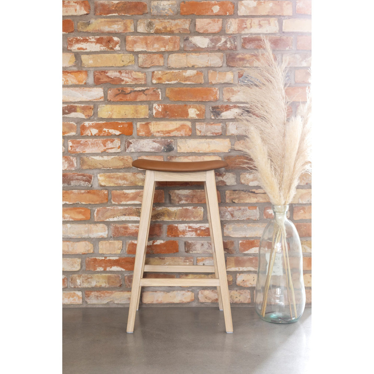 Kyoto Barpall Vitoljad Ek, Cognac läder