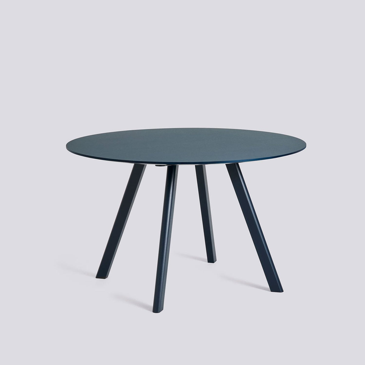 CPH 25 Ø120 × H73 cm Matbord Smokey blue – linoleum, Deep blue – massiv ek med vattenbaserad lack