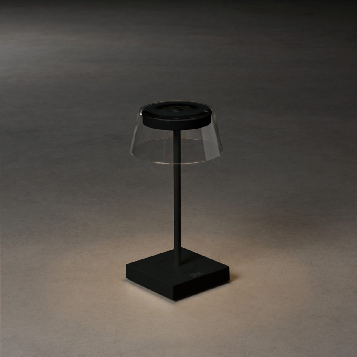 Scilla  USB Dimbar Bordslampa Ute Svart