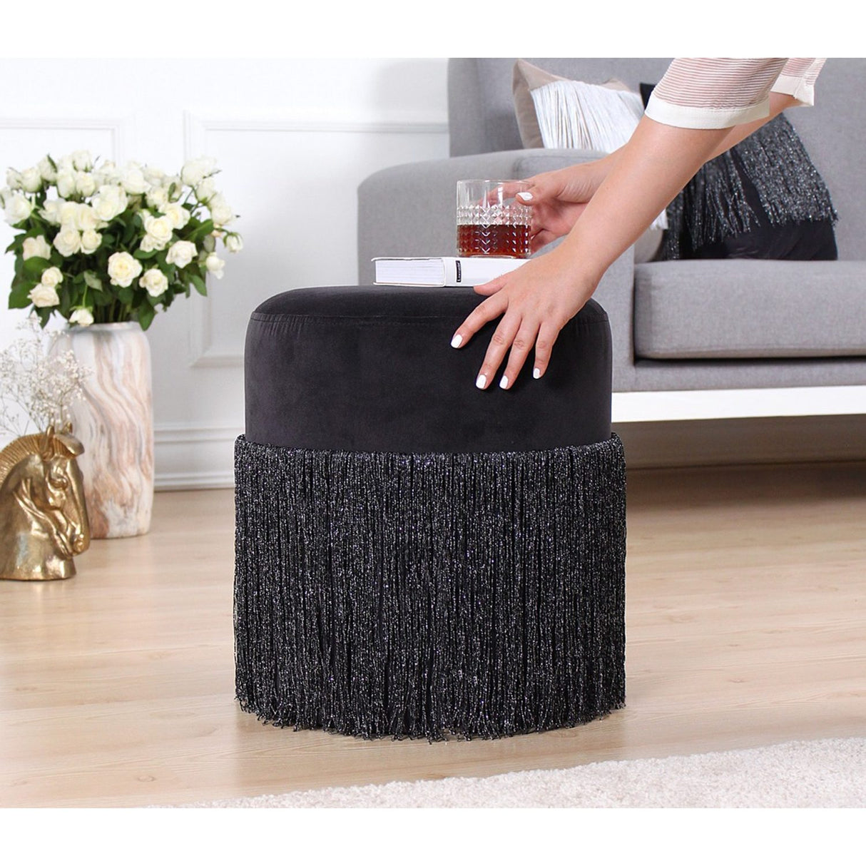 Graz (45 x 47 cm) Sittpuff Svart