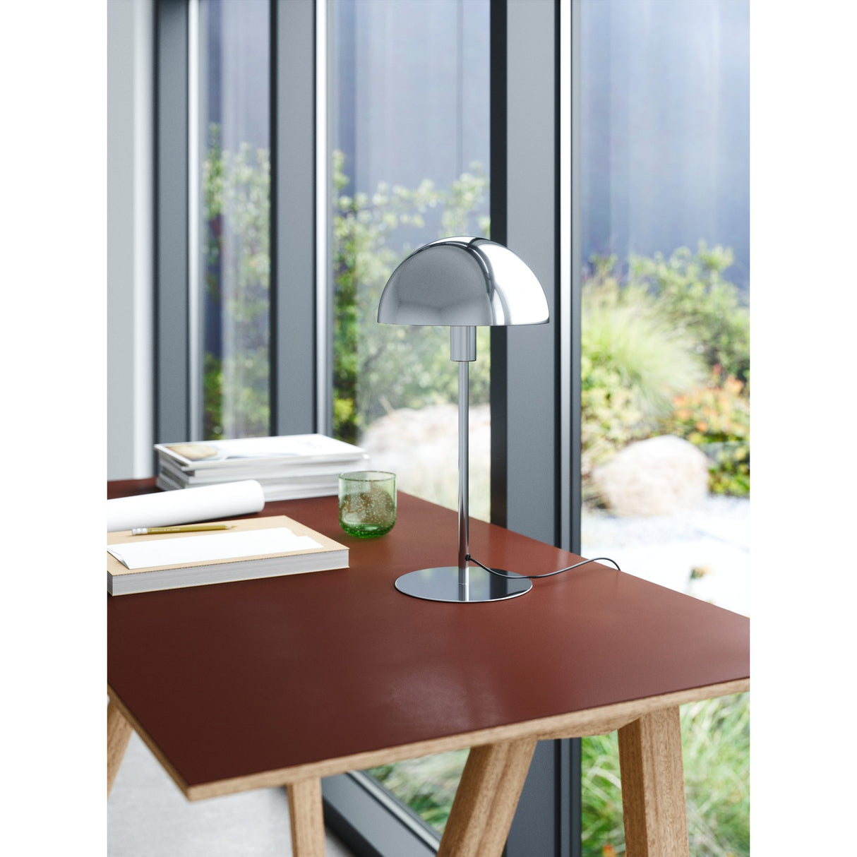 Ellen 20 Bordslampa Krom
