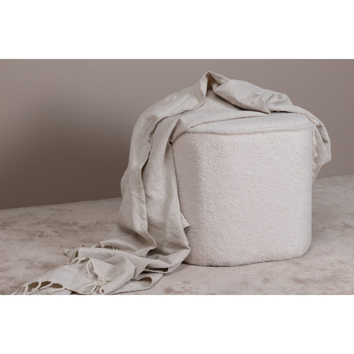 Piff Puff Vit, Polyester teddy