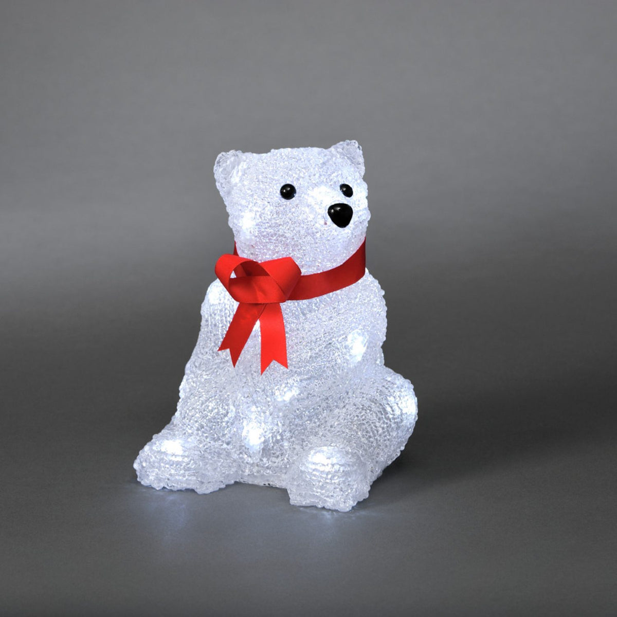 Björn akryl 18cm LED 3xAAA Ljusdekoration Inne