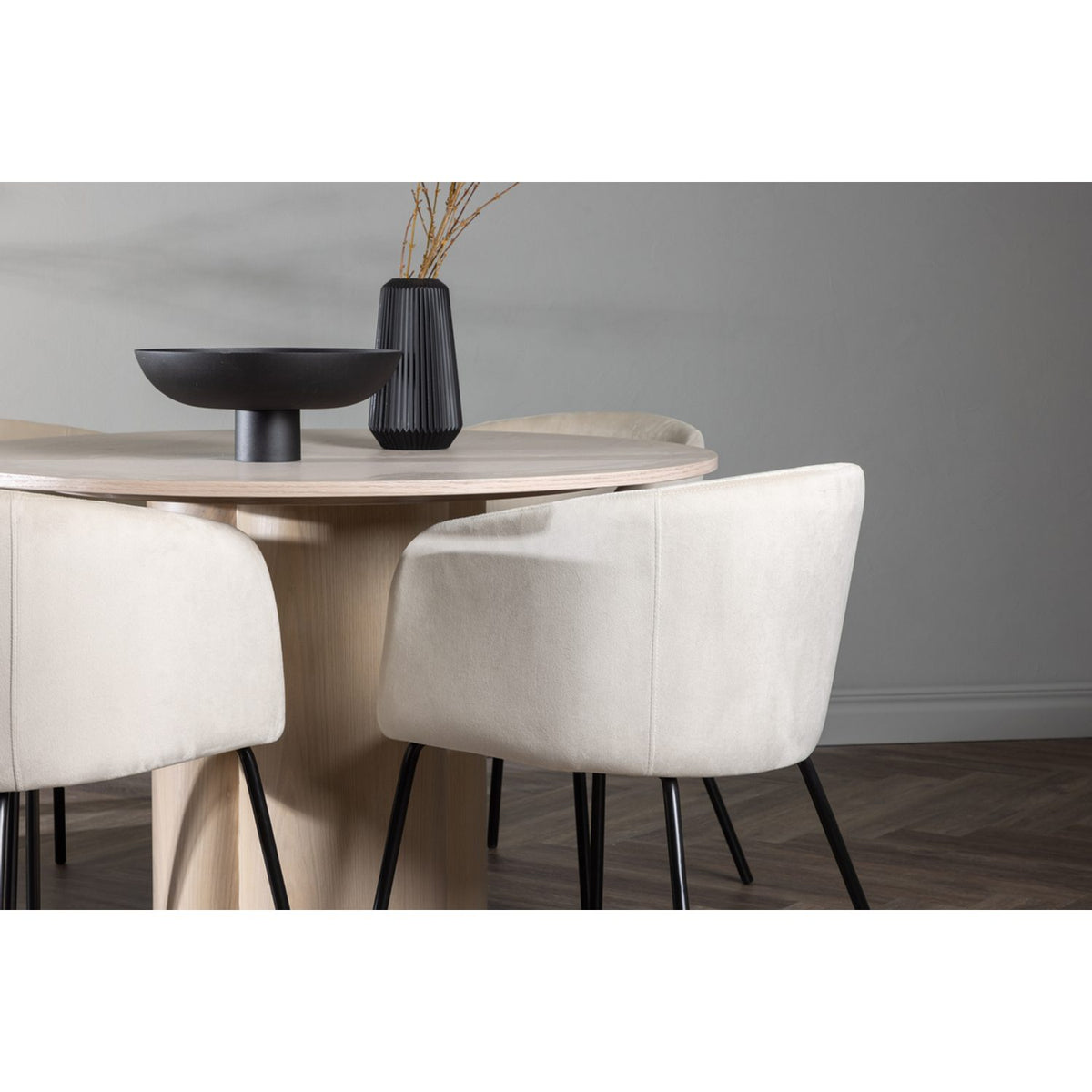 Olivia, Berit Rund matgrupp Beige, Vitputsad, 4st