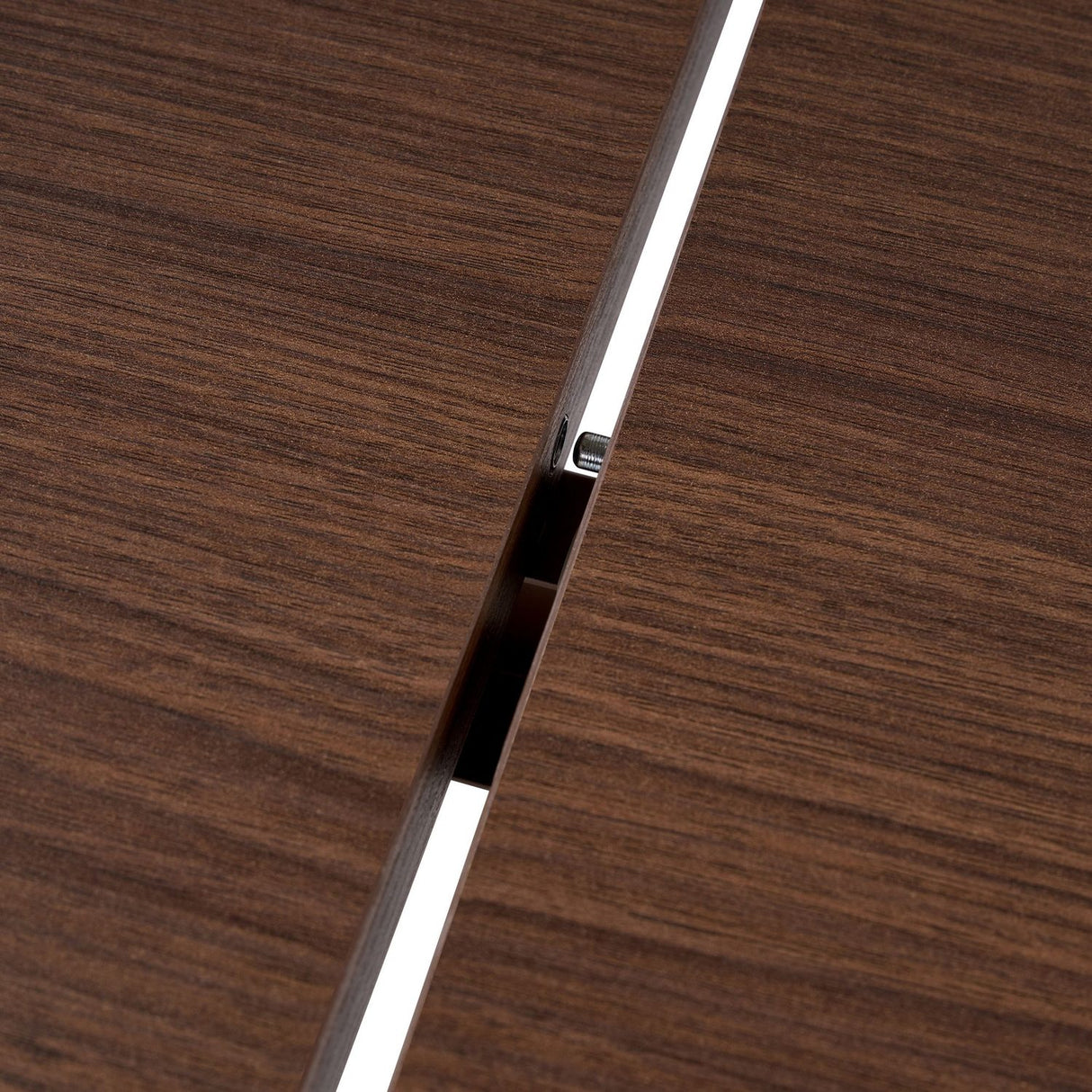 Amadeus Utdragbart matbord Milano Walnut