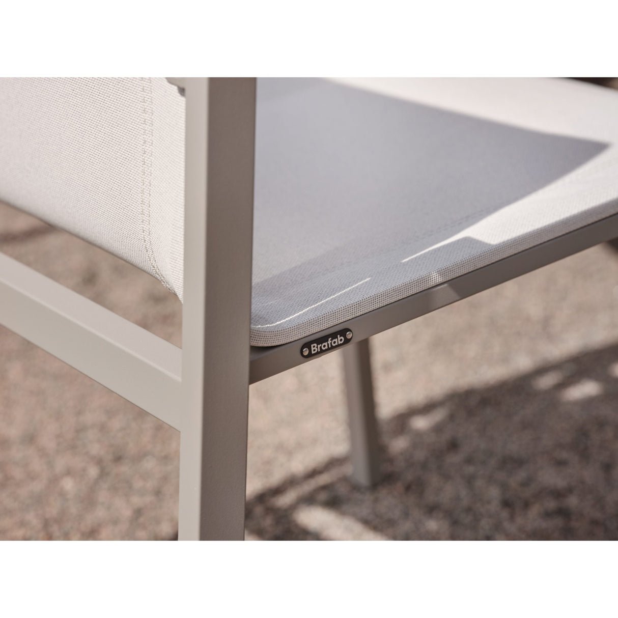 Comfy Karmstol Khaki/Off-White