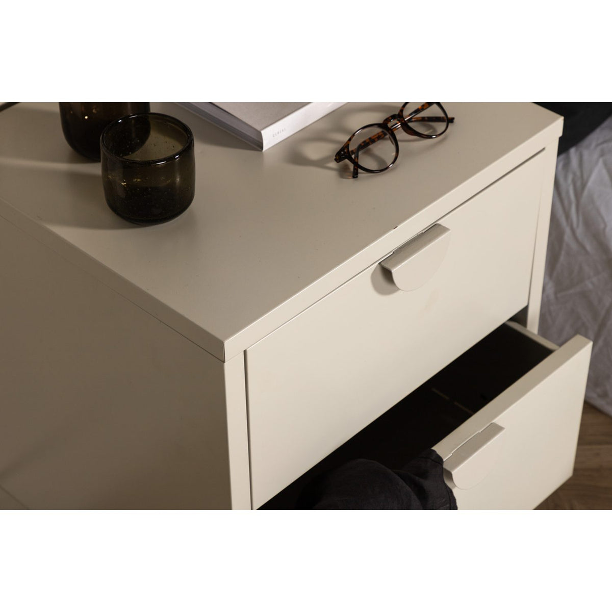 Piring Byrå Beige