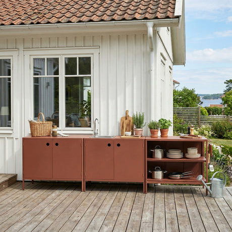 Kelia Utekök Med dörrar Zin Red